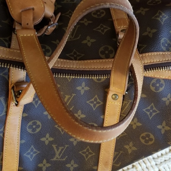 SOLD. LV Keepall Sac Souple 35 Travel Bag - Picture 6 of 8